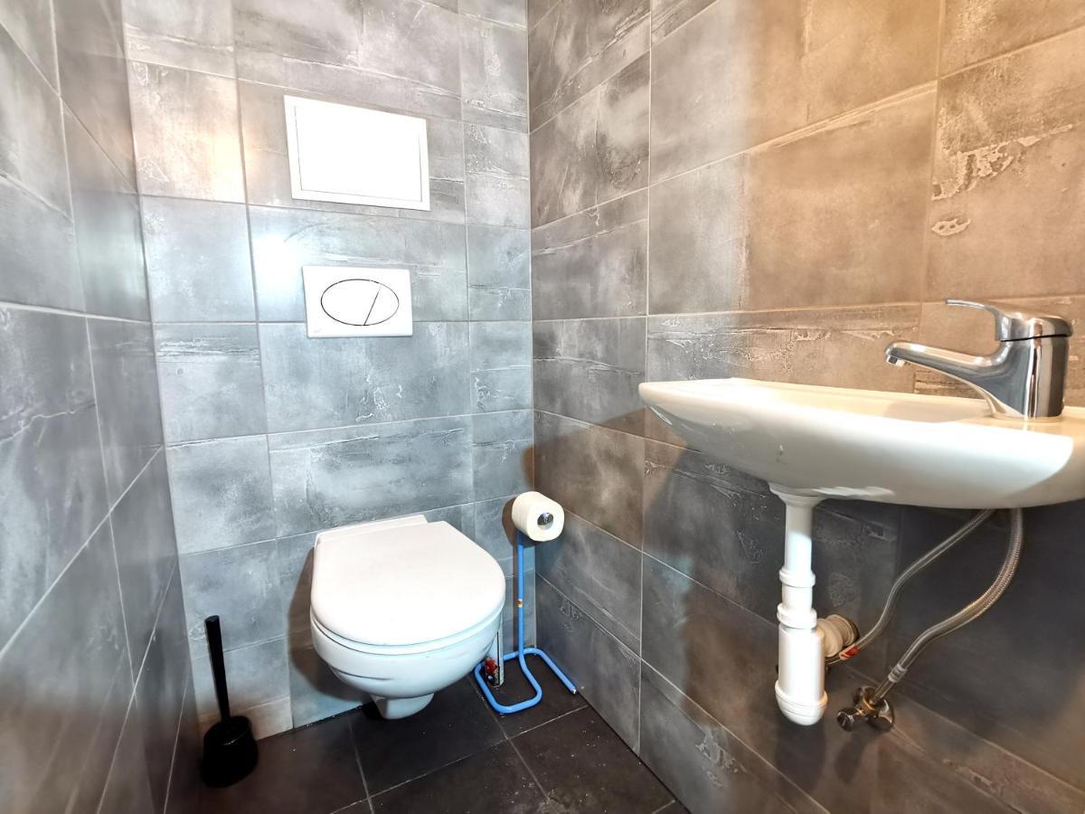 Lacplesa Downtown New 2-Bedroom Apartment Riga Exteriör bild